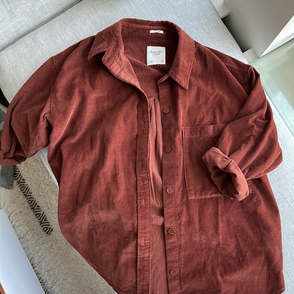 A&F Oversized Corduroy Shirt Jacket, Maroon, size M - Picture 1 of 2